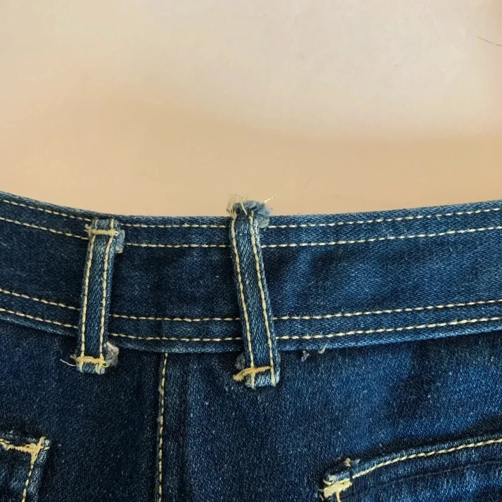 Vintage Givenchy 70's style straight leg high rise jeans. Size 28. - Picture 10 of 17